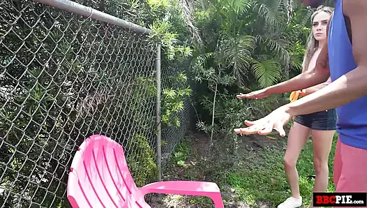 Daisy Fox Finds Big Black Dong While Looking For Lost Dog