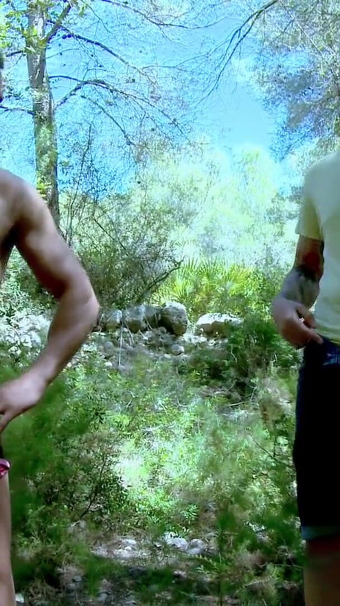 French milf Heloise Dacosta offers her anus in the woods | Clip 1
