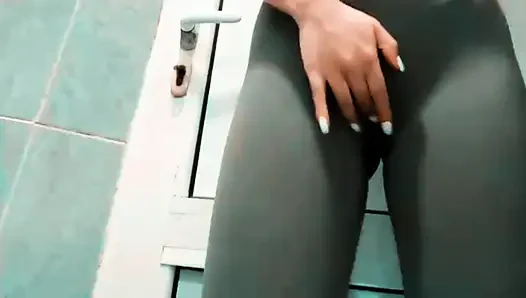 18 Year Old Indian Girl First Time Sex Orgasm Desi Bhabhi