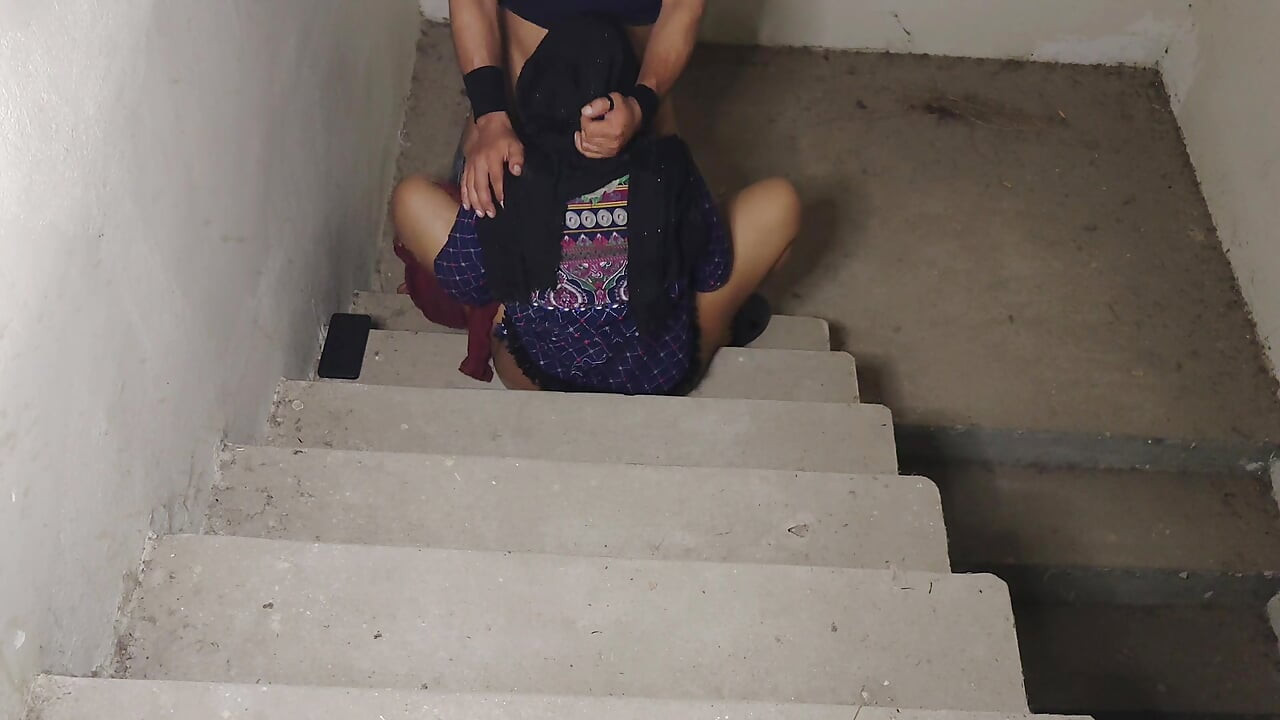 Girlfriend Ki Chodai On Stairs-Blowjob Doggy style Hardcore 🔥