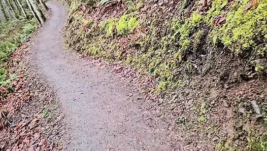 Hike-n-piss an Einem Regentag