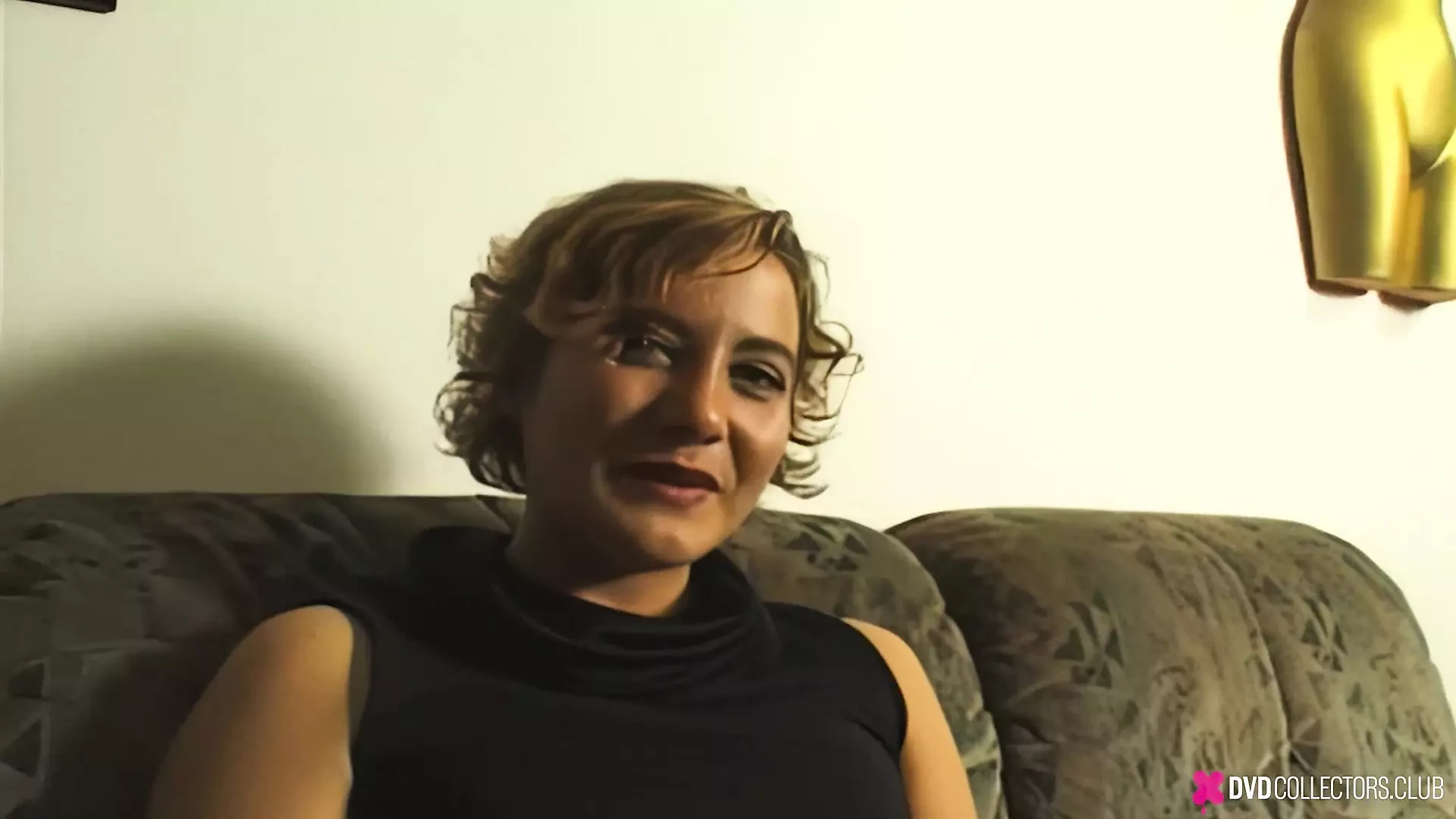 Sabina 38 radi svoju napaljenu pičku