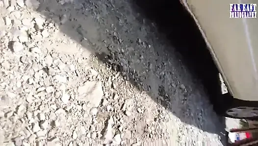 Islak işaret, edepsiz bir parıltılı iz bırakırken kendini her bıraktığı yerde 1. yarı