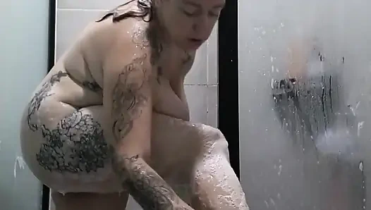 Jade Shower & Shave