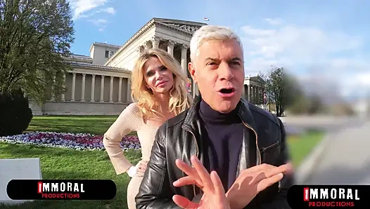 Schau zu, wie victoria Zdrok bis zum orgasmus auf dans schwanz schreit!