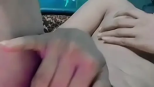 Desi girl fingering hard in pussy till piss