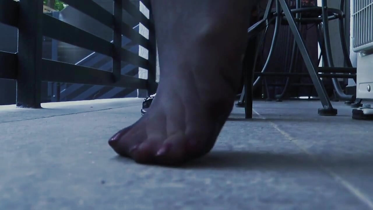 Beg to cum inside nylons
