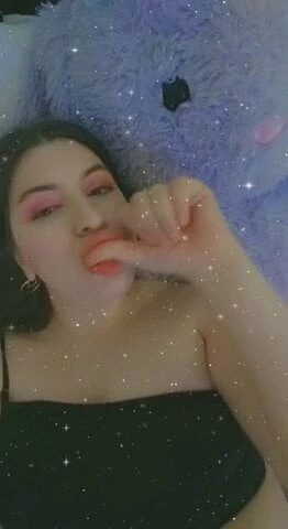 thumb suckling girl