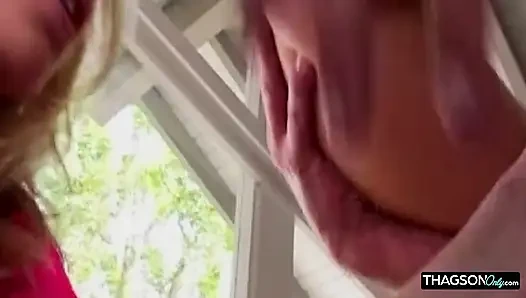 Horny MILF Stretched Wide by Thick Fingers in Sloppy Pussy Play