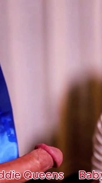 DOUĂ ASISTENTE SINGURE PAR SĂ MĂ LINGĂ PENTRU A-ȘI LUA DUREREA CU REYNA TIRANA ȘI BABYLUNA939 PARTEA 3 | Clipul 1