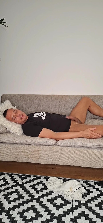 I Love How Albert Cuming. Enjoy a Handjob After Woke up
