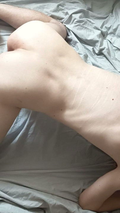Strap-on dildo dla mojego suba, który w końcu mnie penetruje | Klip 1
