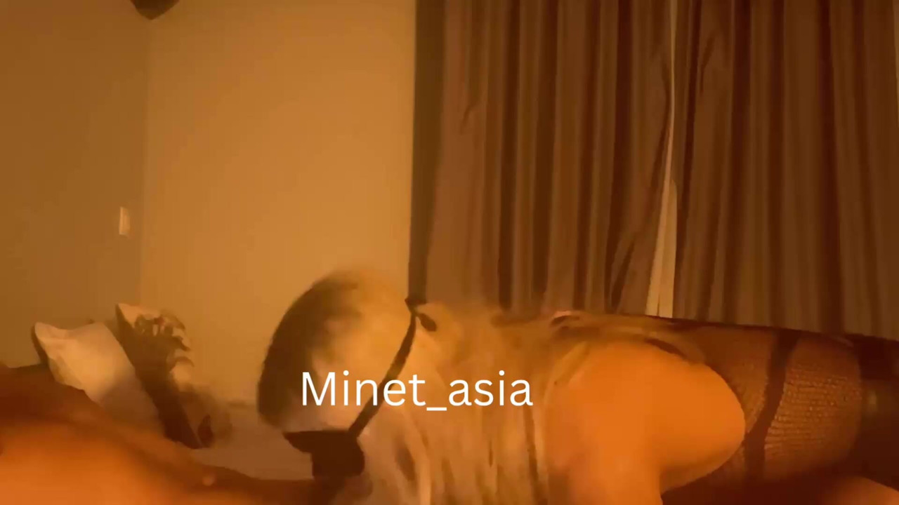 Sucking my coach straight muscle sportif