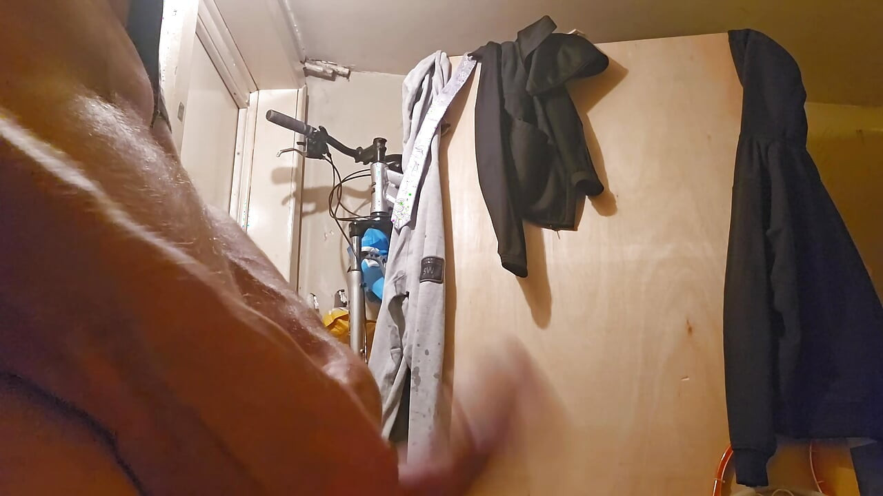 揺さぶる
