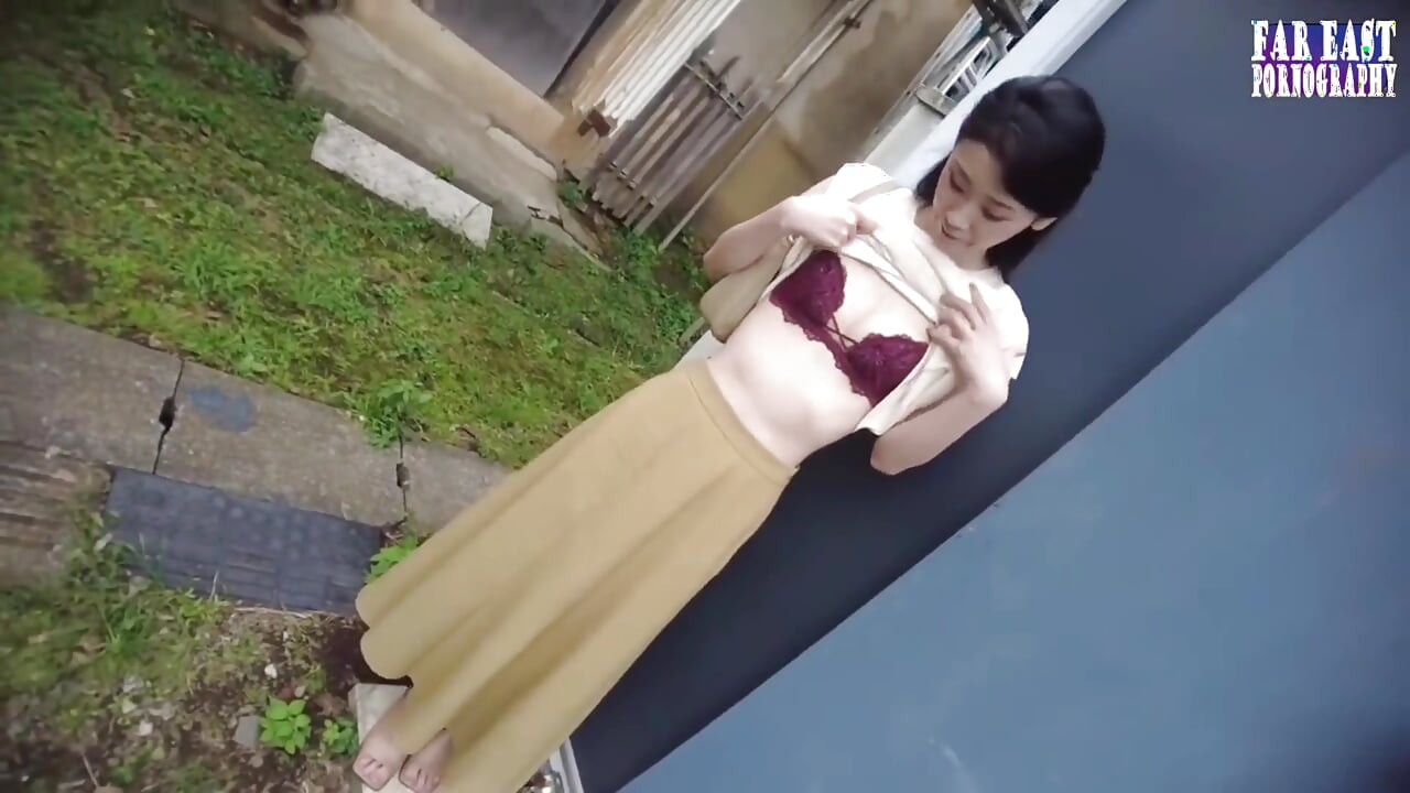 Elegante noche de gulp con una madre soltera ansiada saboreando esencia cálida bajo el cielo abierto ep-2