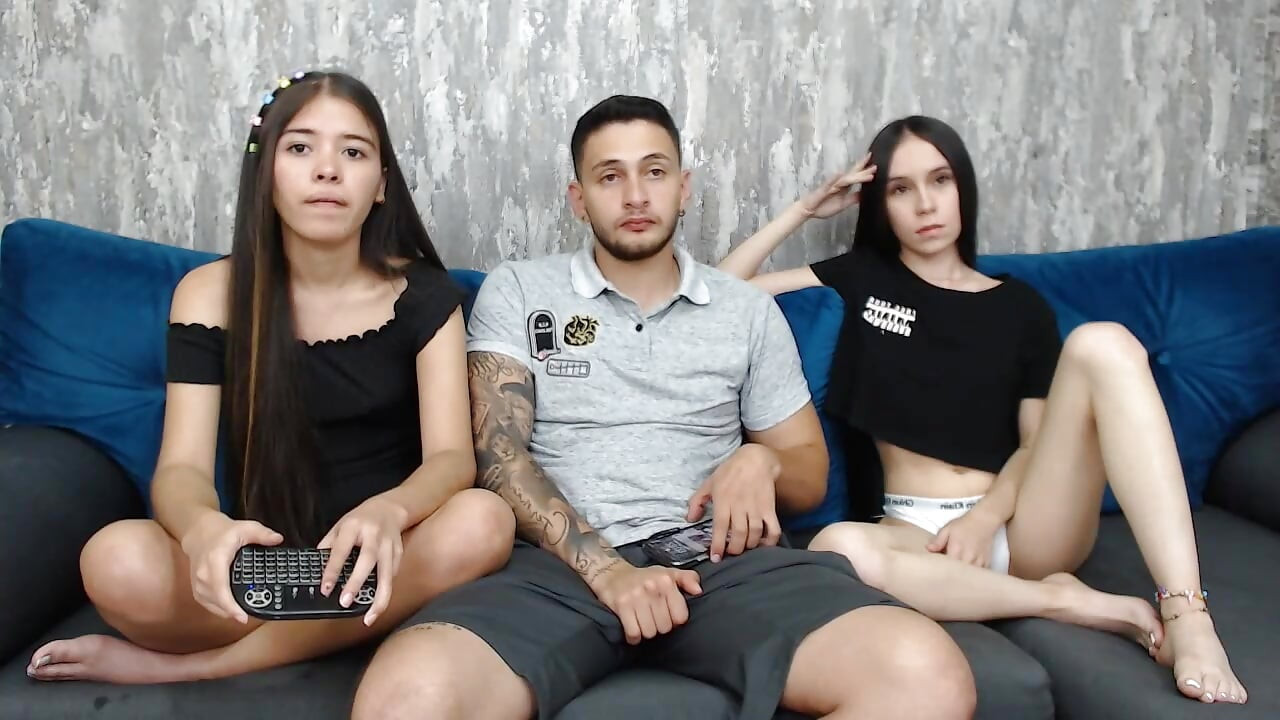 threesome students deepthroat and licking