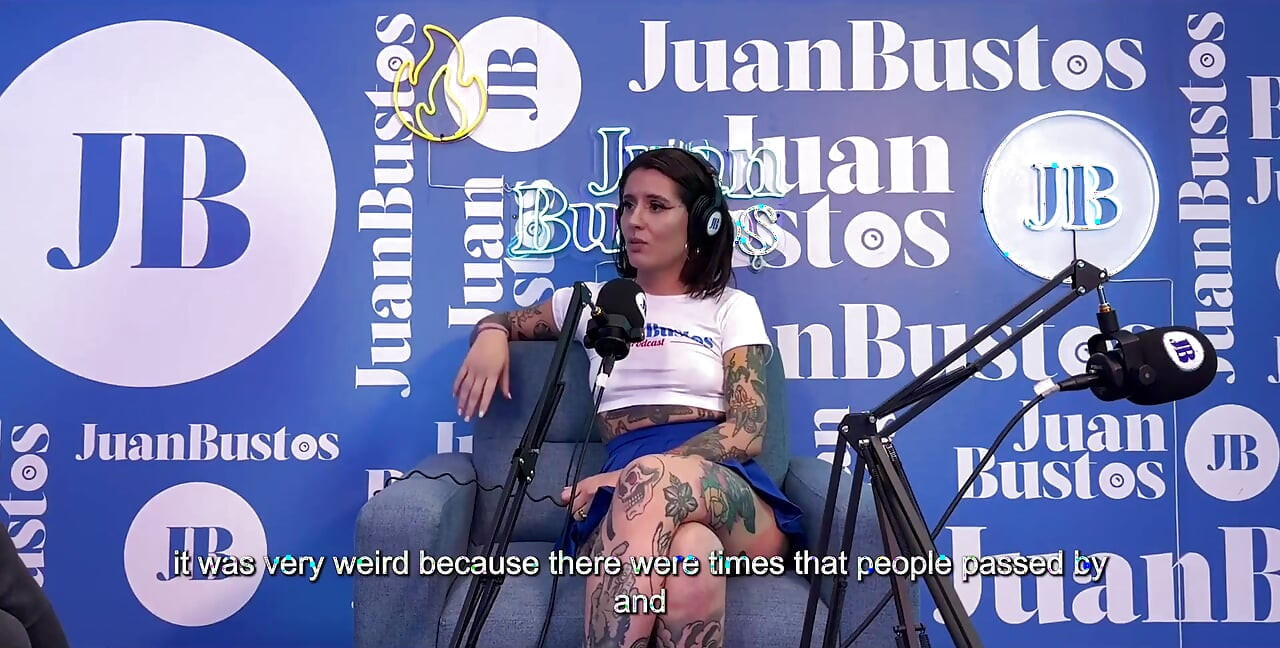 Blaze Rager thích làm tình qua đường lỗ hậu mạnh bạo với con cu khổng lồ trong juan bustos podcast