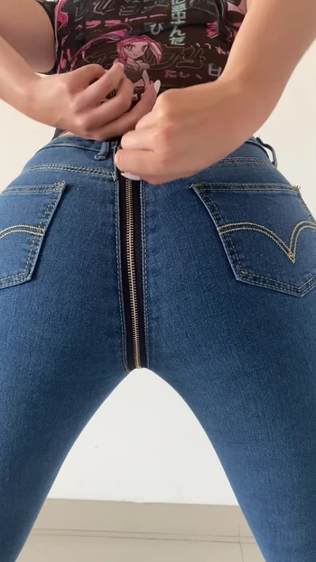 Do you like this ass? 🍑