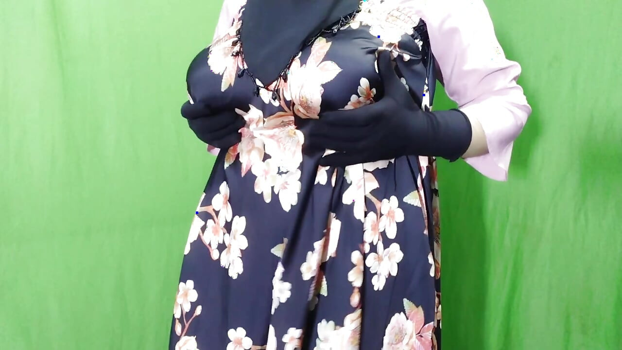 Muslim Hijabi Beautiful Housewife Fucking with Neighbor - With Clear Bangla Audio