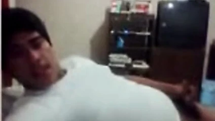 marcos masturbandose