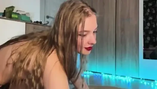 Jucielussie ile ilk kez domalarak anal parmaklıyor