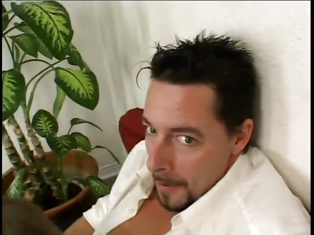 Randy chupando polla, chica toma polla en twat y trabaja polla