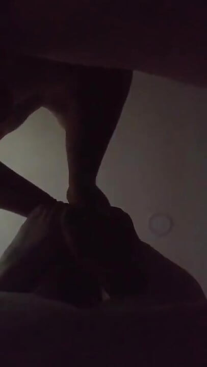 Rabuda sendo preenchida com pau gordo