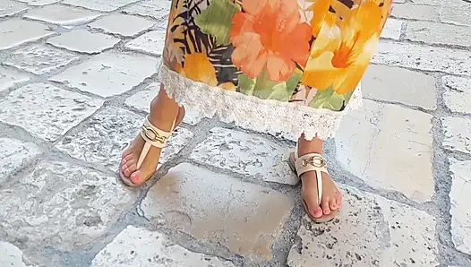 Güzel Sarışın Olgun Eş Yürüyüşten Sonra Seksten Keyif Alıyor