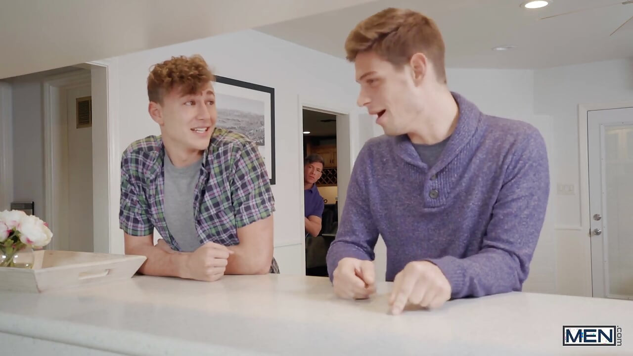 Twinkpop - Get Your Dick Outta My Stepson Part 3 - Michael Delray, Bruce Beckham, Zander Lane