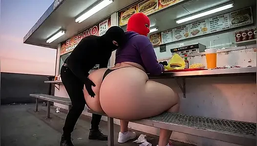 Big Ass Girl Eating Fast Food Gets Her Butt Touched in Public