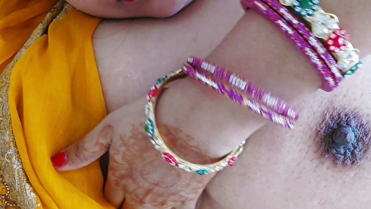 Pyasi Bhabhi nie dostaje lądowego hinduskiego głosu