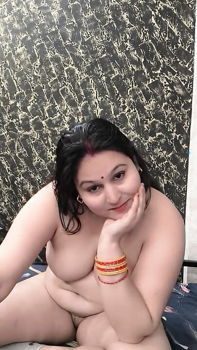 Indian Babe Fingering Pussy