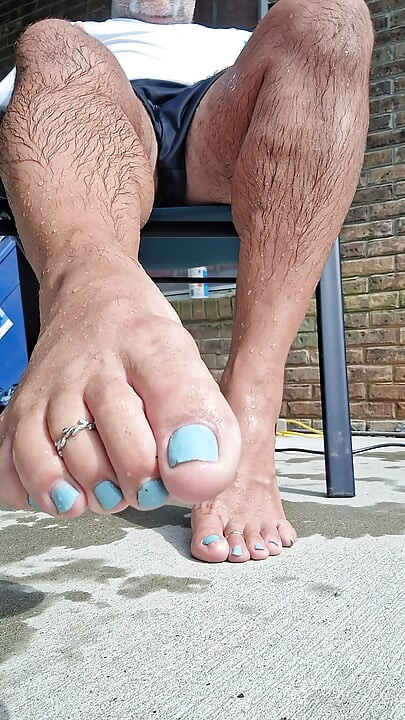 Posing my wet legs and feet by the pool before I jerk off and cum