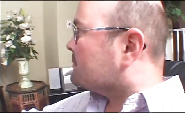 Naughty whore gets her pretty face ans asshole fucked by buff stud