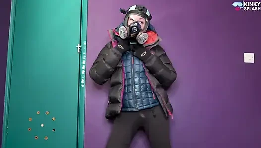 Misi Lengkap Wetsuit Decontamination Drill dengan Agent Lucy