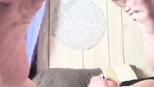 Knock knock, prinzessin stiefvater will spielen