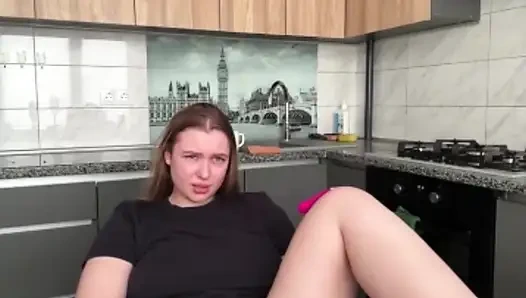 Экстремальный сквирт с секретаршей Jucielussie