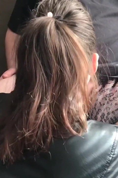 เย็ดสาวในเสื้อหนัง