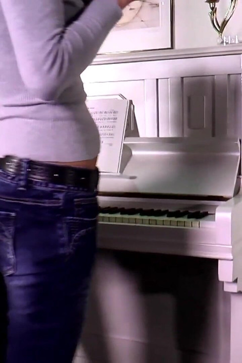 Sexy mature old cock just in mouth