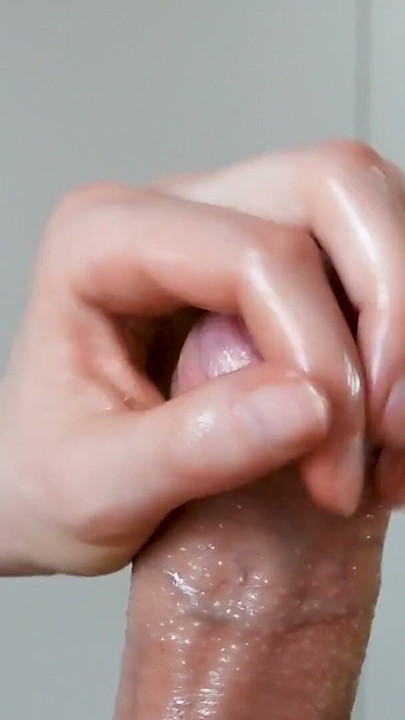 Sensual massage expert handjob from milf Sweetannabella | Clip 2