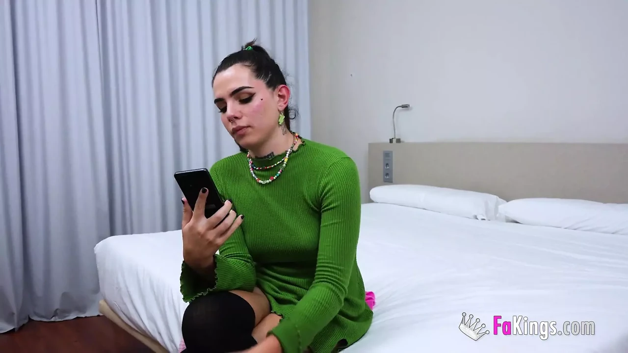 Amazing Busty Shemale Jessica Kate Wants a Good Stud Upon Her Followers