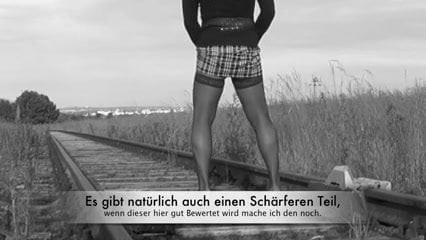 Nylons Outdoor an den Gleisen