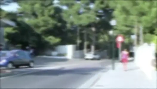 Büyük Göğüslü Kız Dışarıda Seks Seviyor