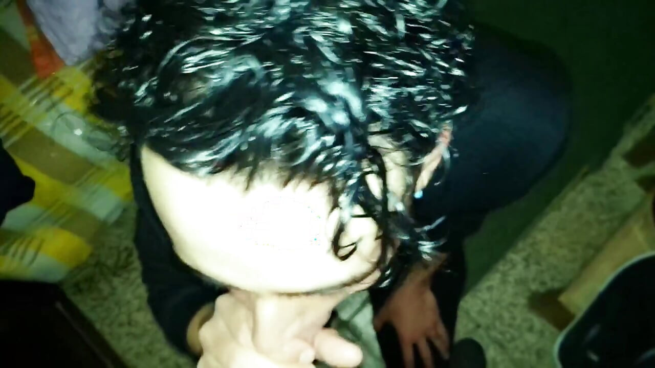 Amico mi fa sentire come essere dentro la figa con la bocca e la mano calda bagnata