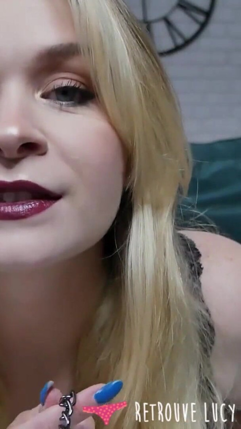 Vends-ta-culotte - Stunning French blonde dominatrix conditions you to be a good submissive slave | Clip 2