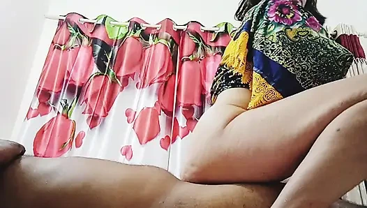 Versaute highend-hausfrau