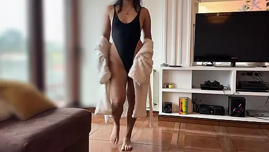 Seduced in the Living Room – She Sucks and Rides Me - MissFlamex