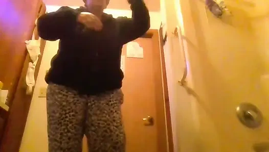 Slow Dance with Me