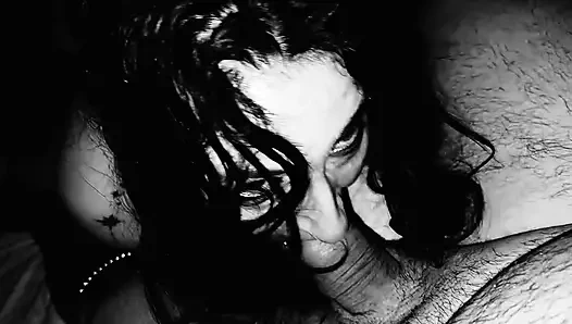 Ngentot yang patuh, nyepong dengan luar biasa