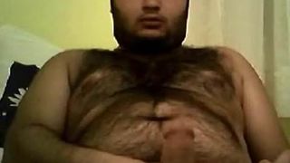 Filhote turco peludo se masturbando